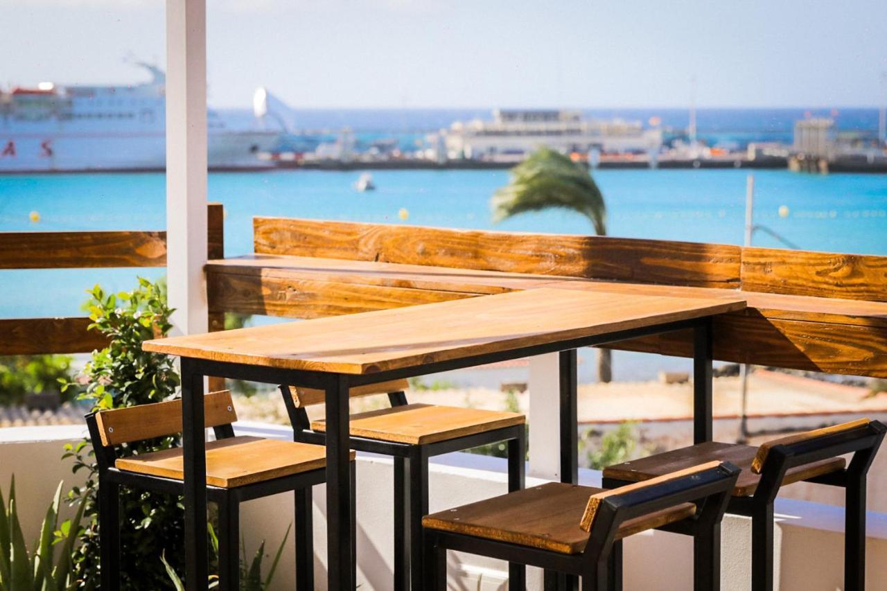 Hostel Ocean Nomads Coworking