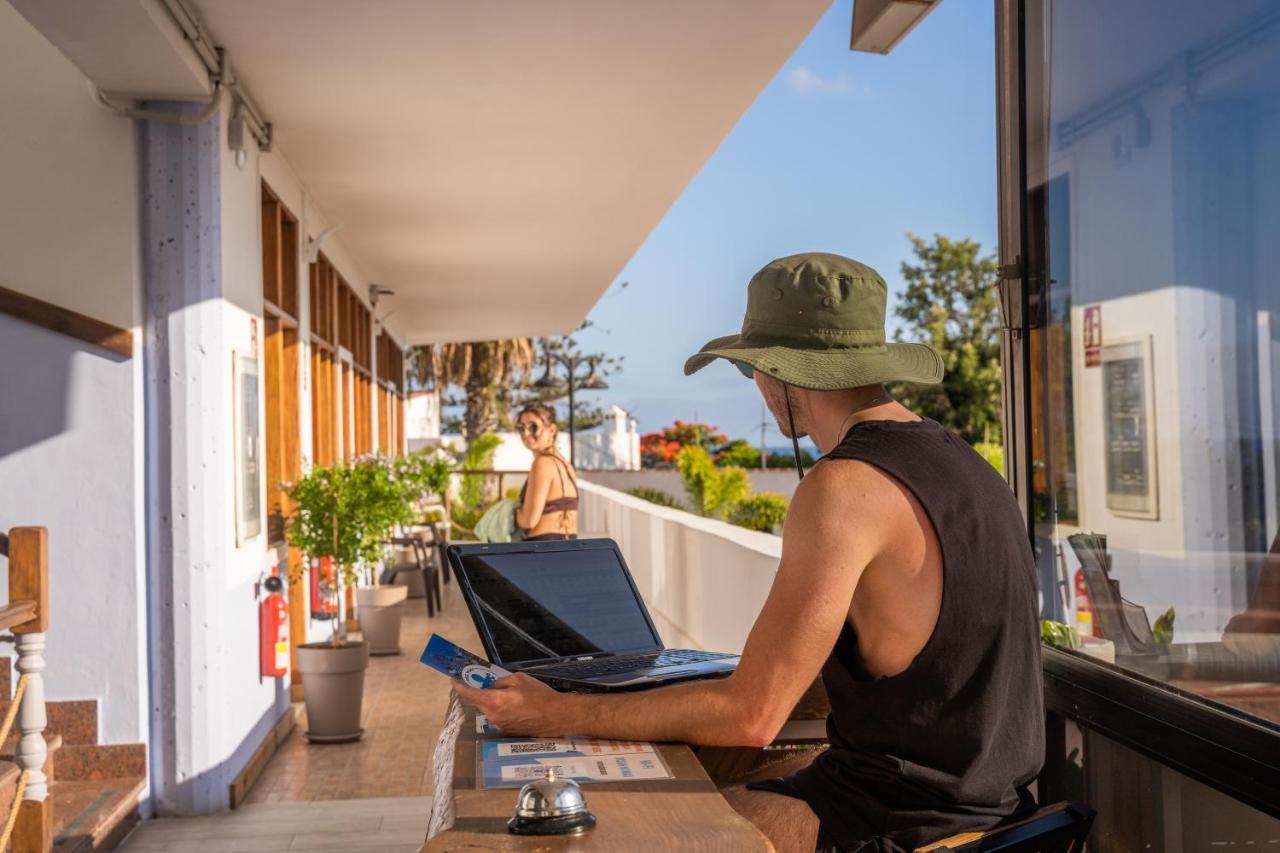 Hostal Ocean Nomads Coworking